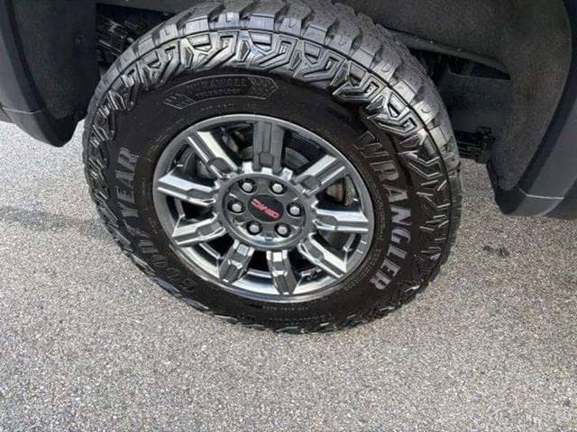 Used 2026 GMC Sierra 1500 AT4X AWD/4WD image 42