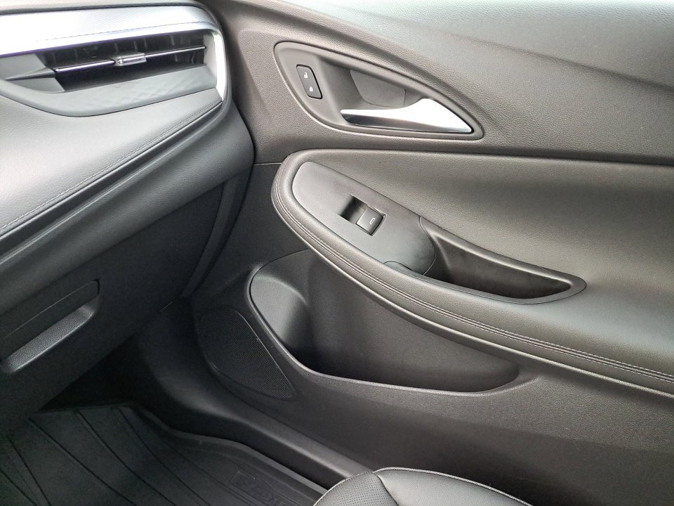 Certified 2024 Buick Encore GX Sport Touring w/ Comfort Package image 31