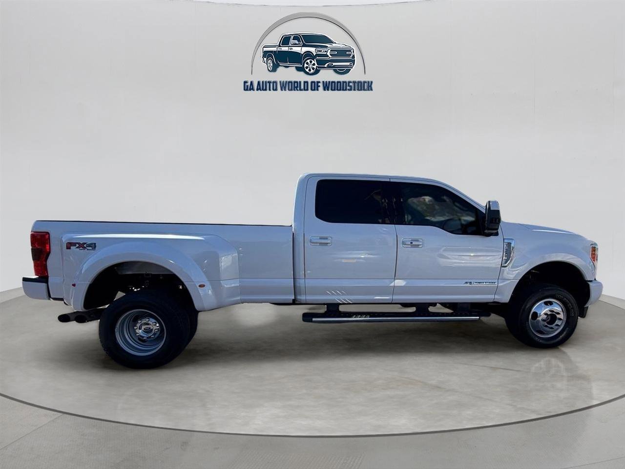 Used 2018 Ford F350 Lariat w/ Lariat Ultimate Package image 10
