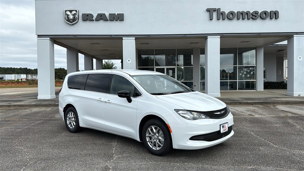 New 2026 Chrysler Voyager LX image 2