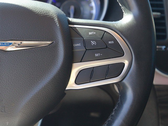 Used 2021 Chrysler 300 Touring w/ Sport Appearance Package RWD image 19
