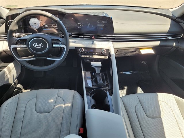 New 2025 Hyundai Elantra Limited image 7