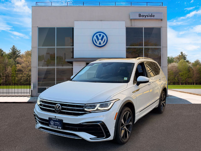 Certified 2023 Volkswagen Tiguan SEL R-Line AWD/4WD image 4