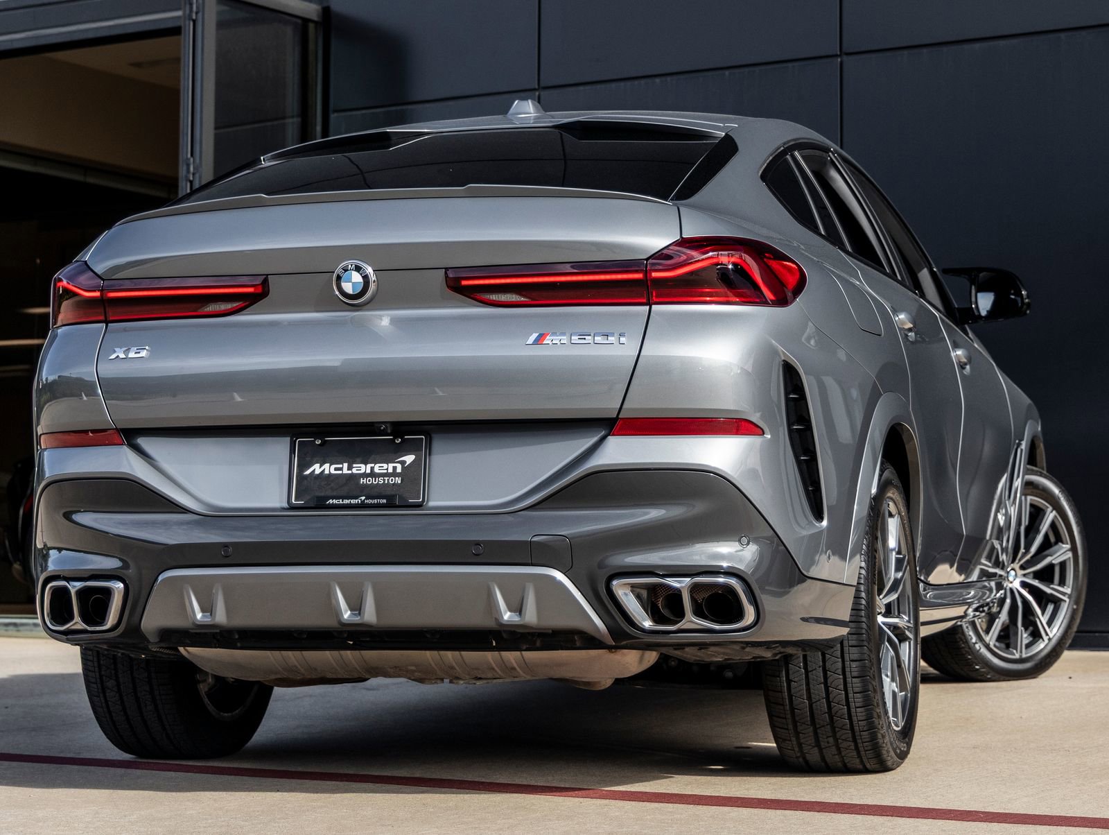 Used 2026 BMW X6 M60i image 8