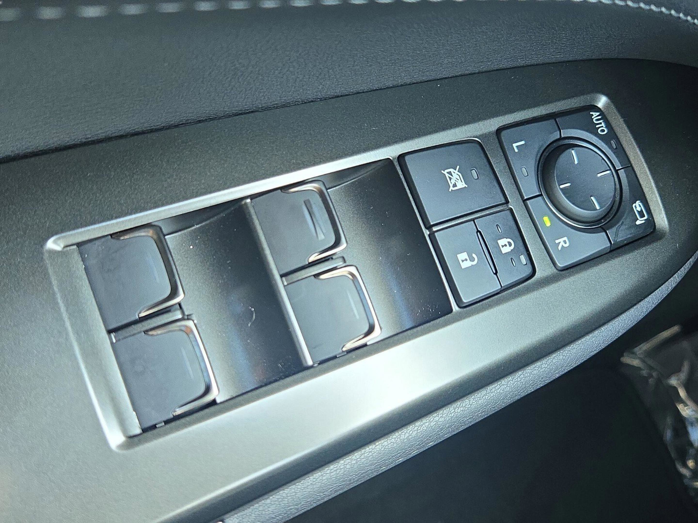 Certified 2025 Lexus NX 350 AWD w/ Premium Package image 30