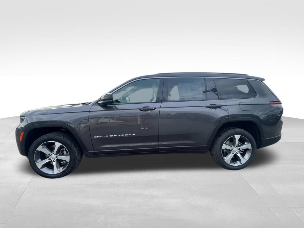 New 2026 Jeep Grand Cherokee L Limited w/ Luxury Tech Group II AWD/4WD image 22
