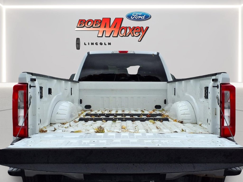Used 2025 Ford F350 XLT AWD/4WD image 9