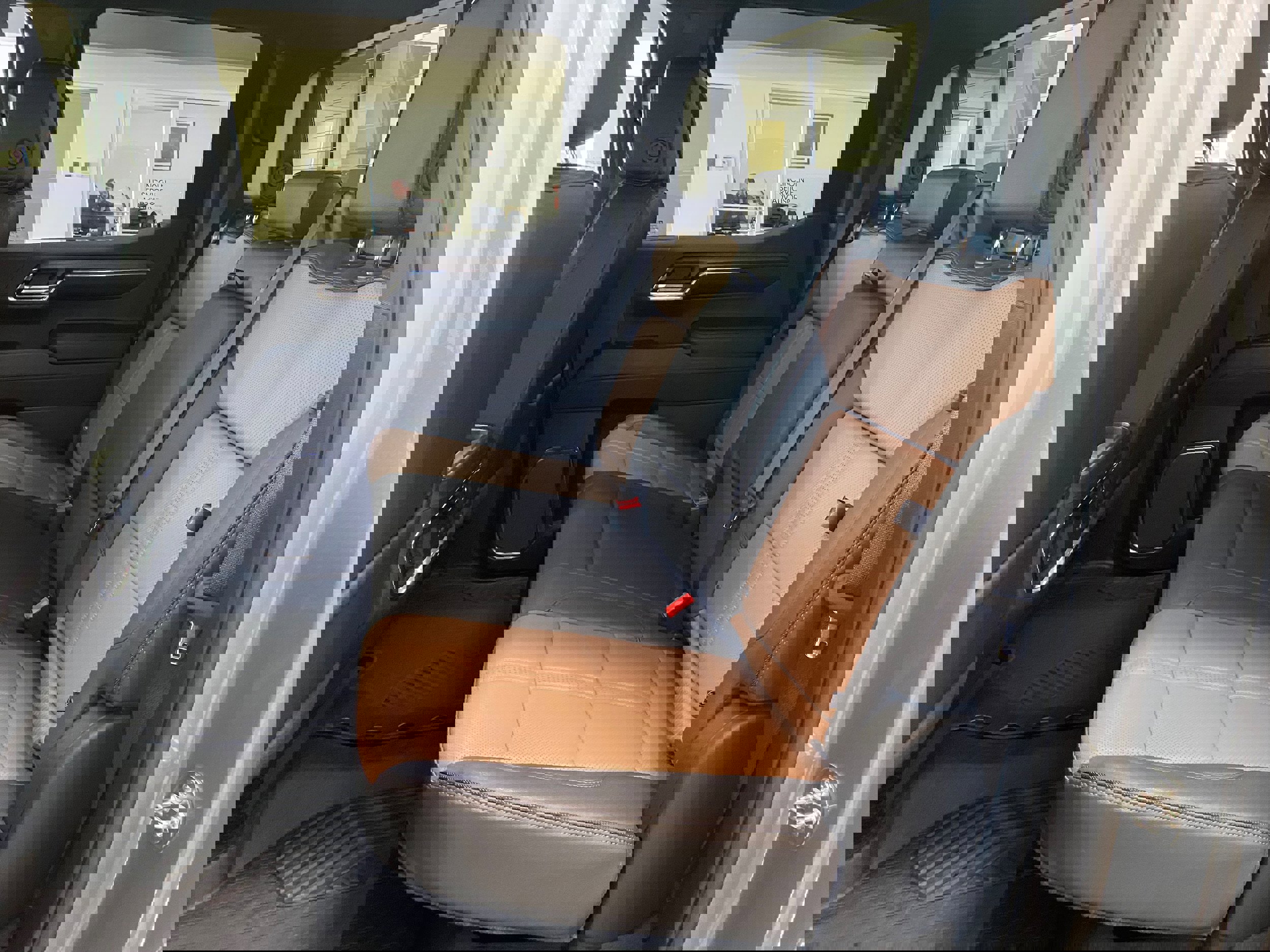 Used 2024 Chevrolet Silverado 1500 High Country w/ Technology Package image 9