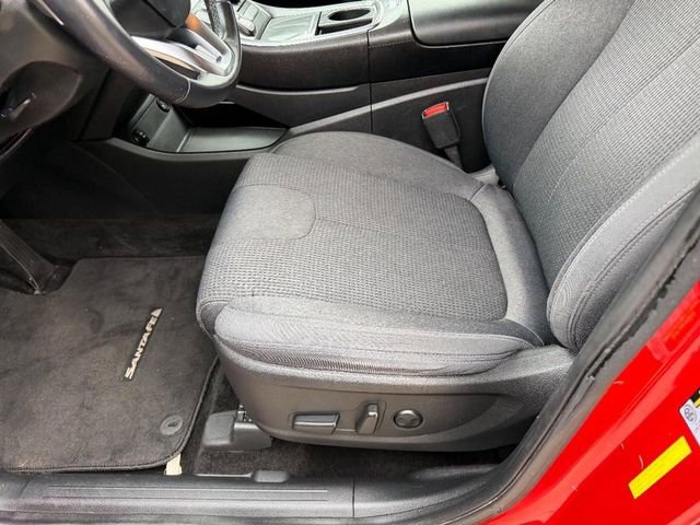 Used 2022 Hyundai Santa Fe SEL w/ Convenience Package image 20