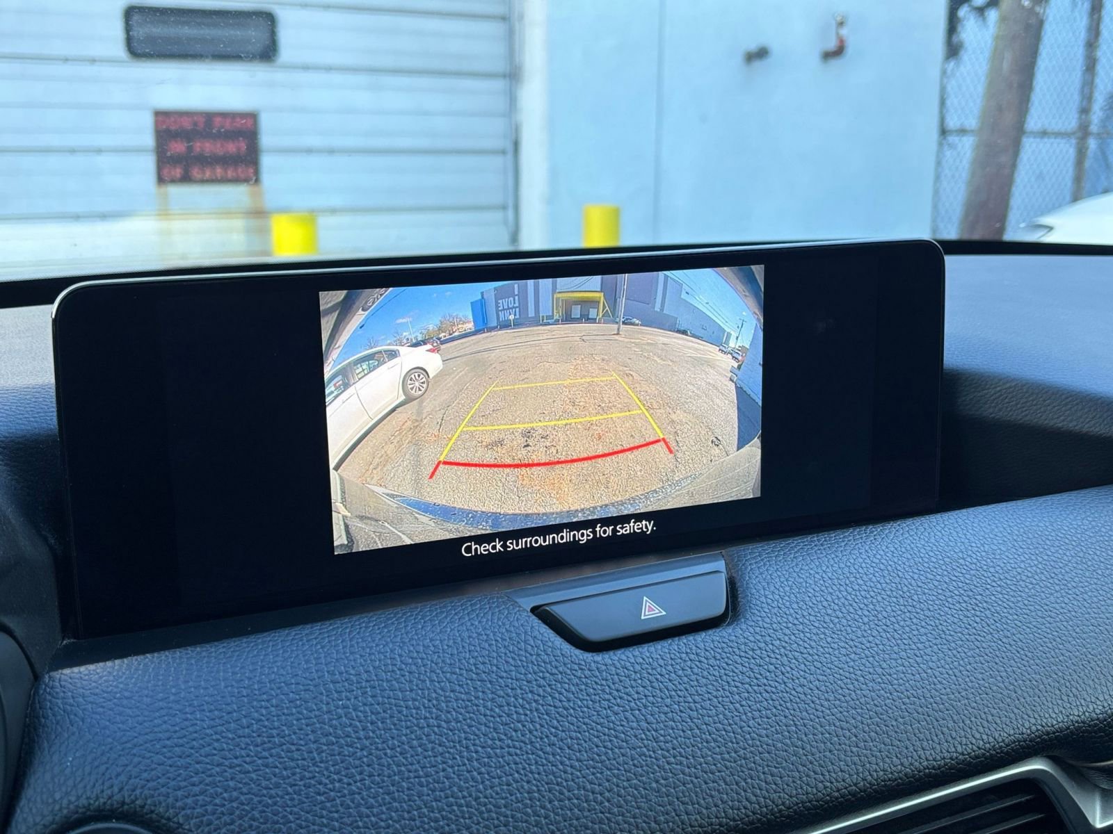 Used 2025 MAZDA CX-70 3.3 Turbo w/ Preferred Package image 17