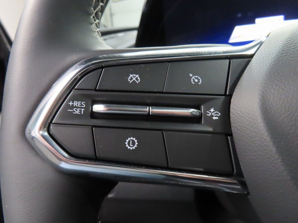 Used 2025 Chevrolet Traverse Z71 image 56