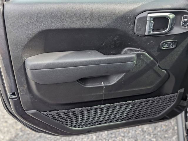 New 2024 Jeep Wrangler Unlimited Rubicon w/ Technology Group AWD/4WD image 9