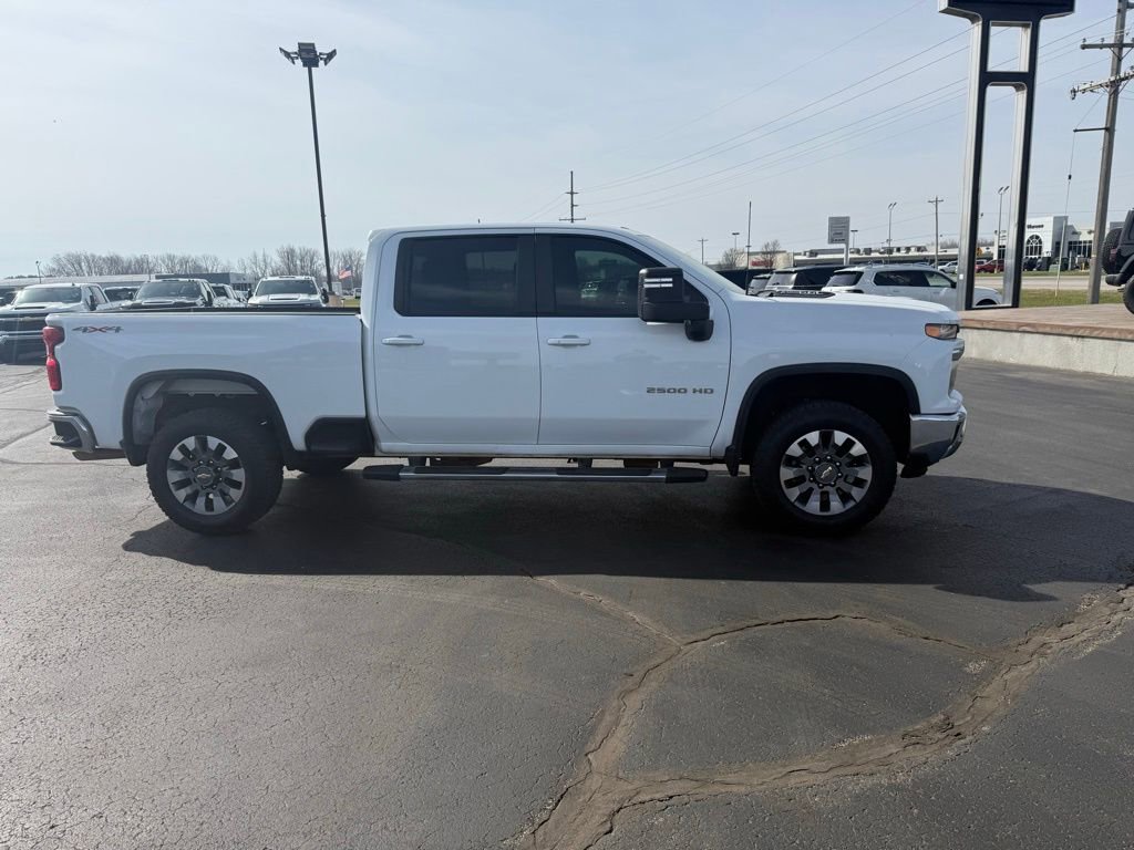 Used 2024 Chevrolet Silverado 2500 LT image 4