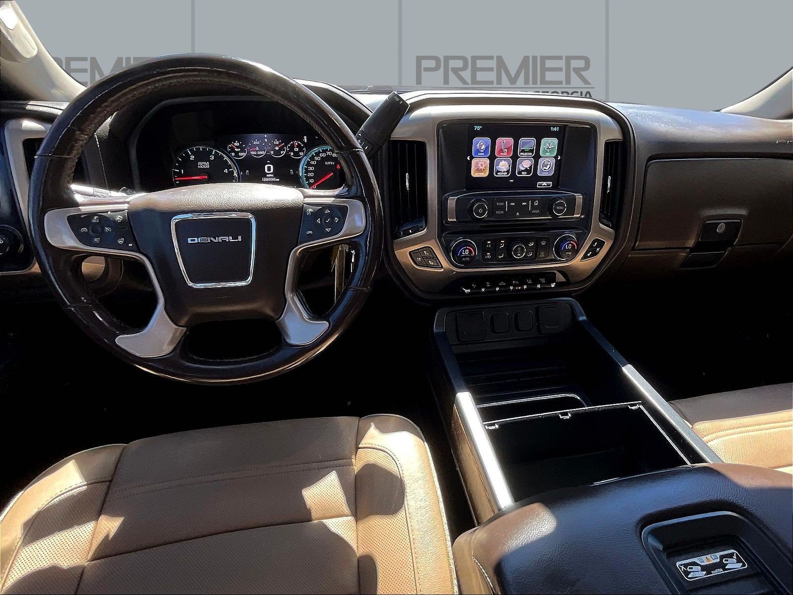 Used 2018 GMC Sierra 2500 Denali w/ Duramax Plus Package AWD/4WD image 10