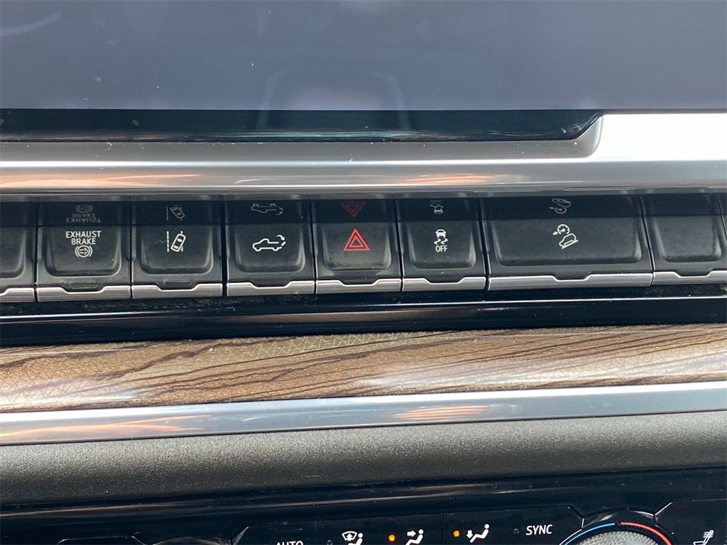 Used 2024 Chevrolet Silverado 2500 LT image 30