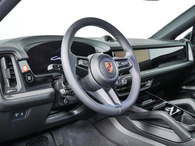 New 2026 Porsche Cayenne Coupe AWD/4WD image 4