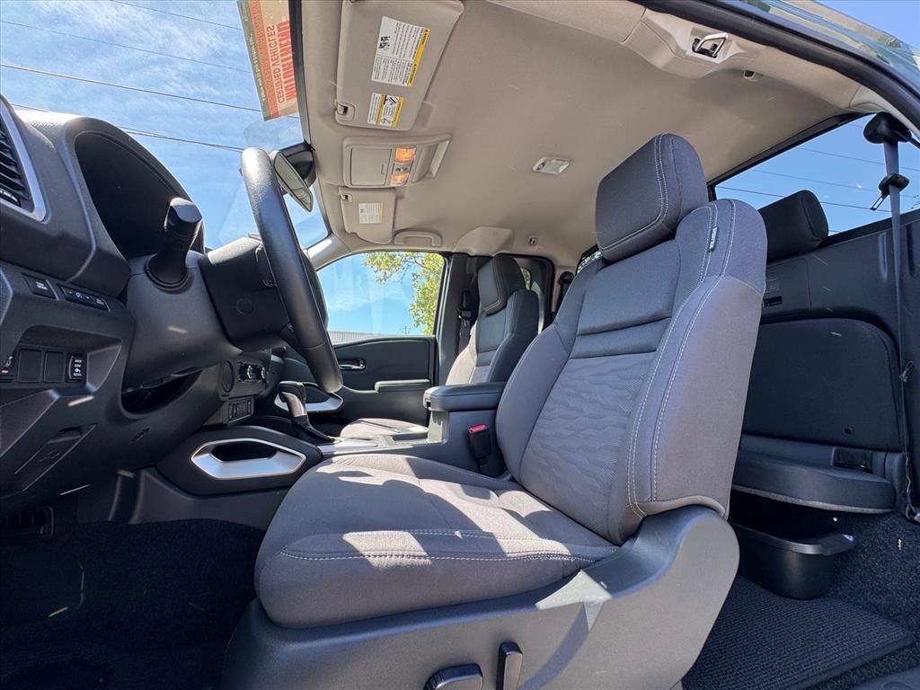Certified 2024 Nissan Frontier SV w/ SV Convenience Package RWD image 16