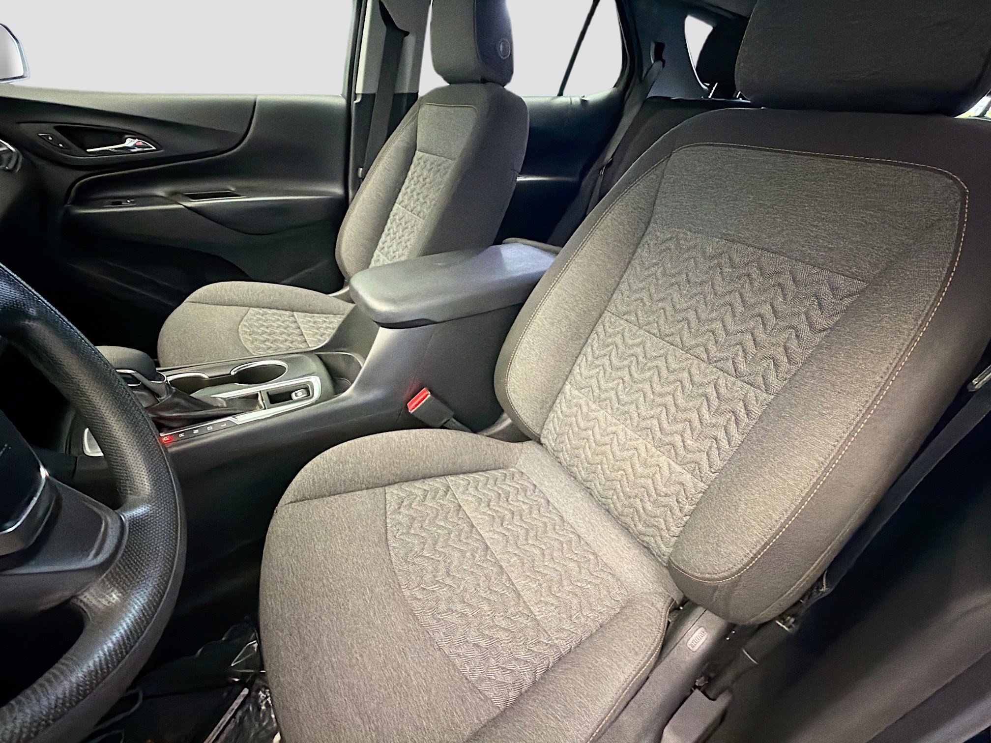 Used 2024 Chevrolet Equinox LT image 11