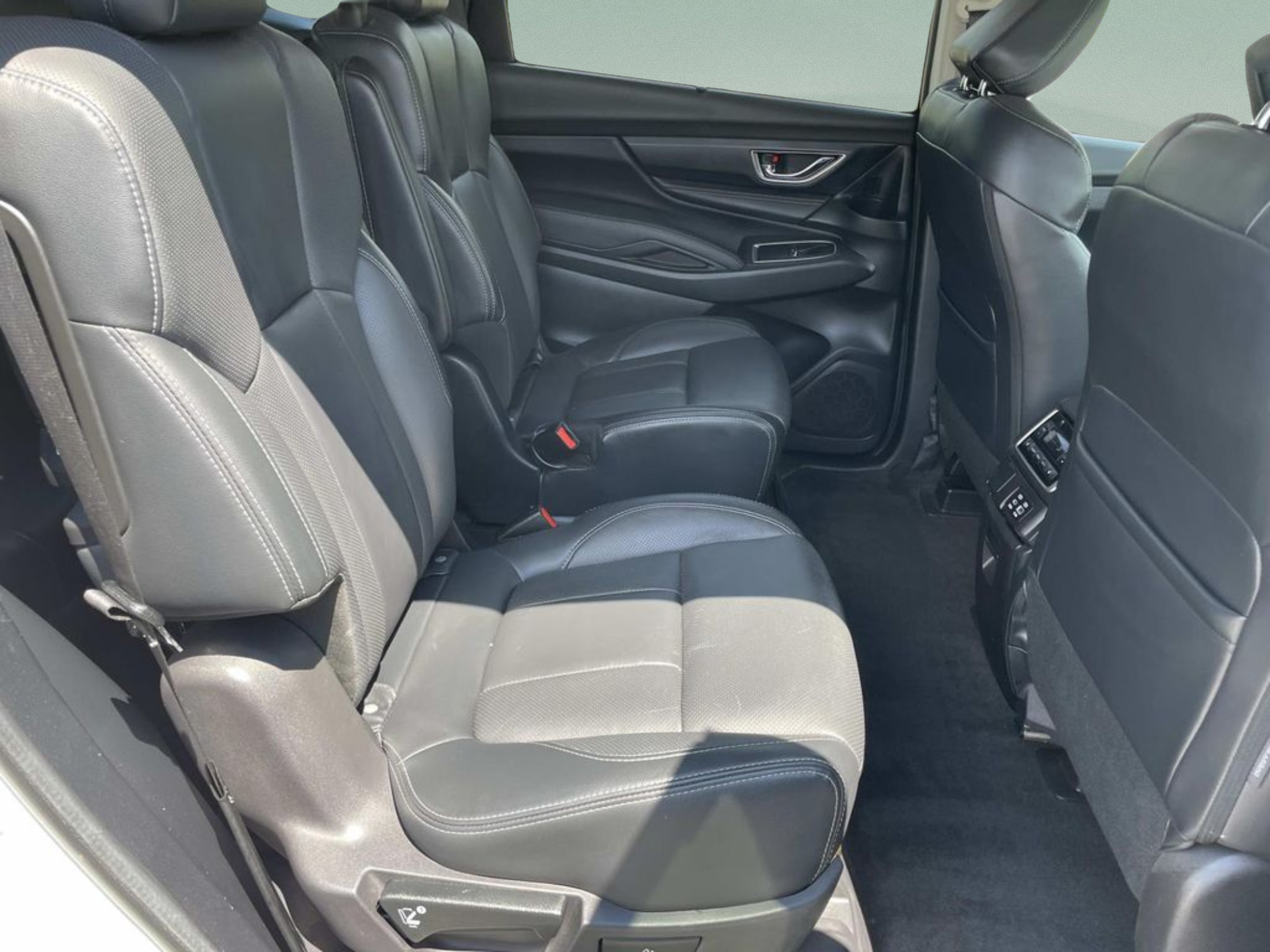 Used 2023 Subaru Ascent Limited AWD/4WD image 17