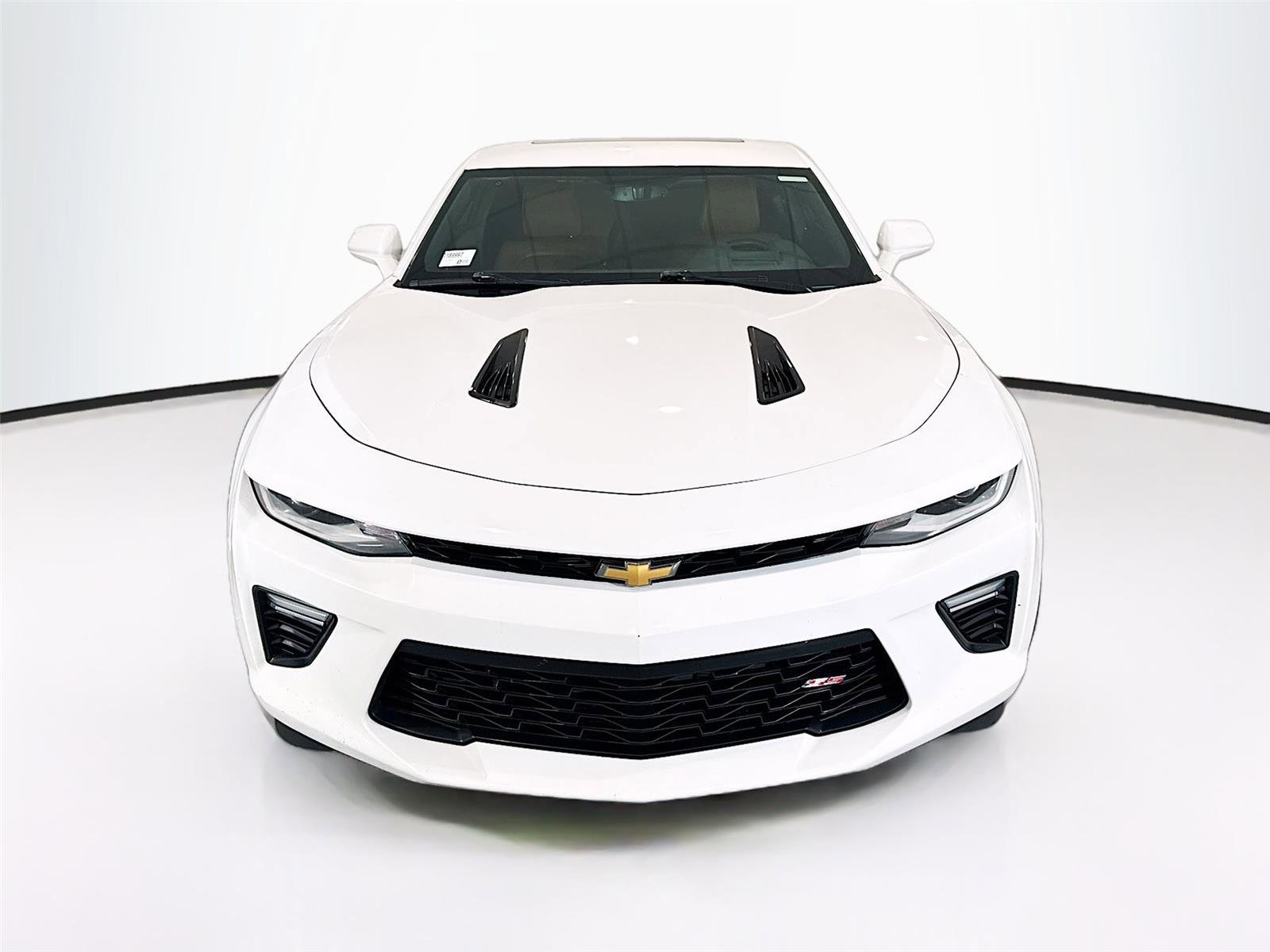 Used 2018 Chevrolet Camaro SS image 8
