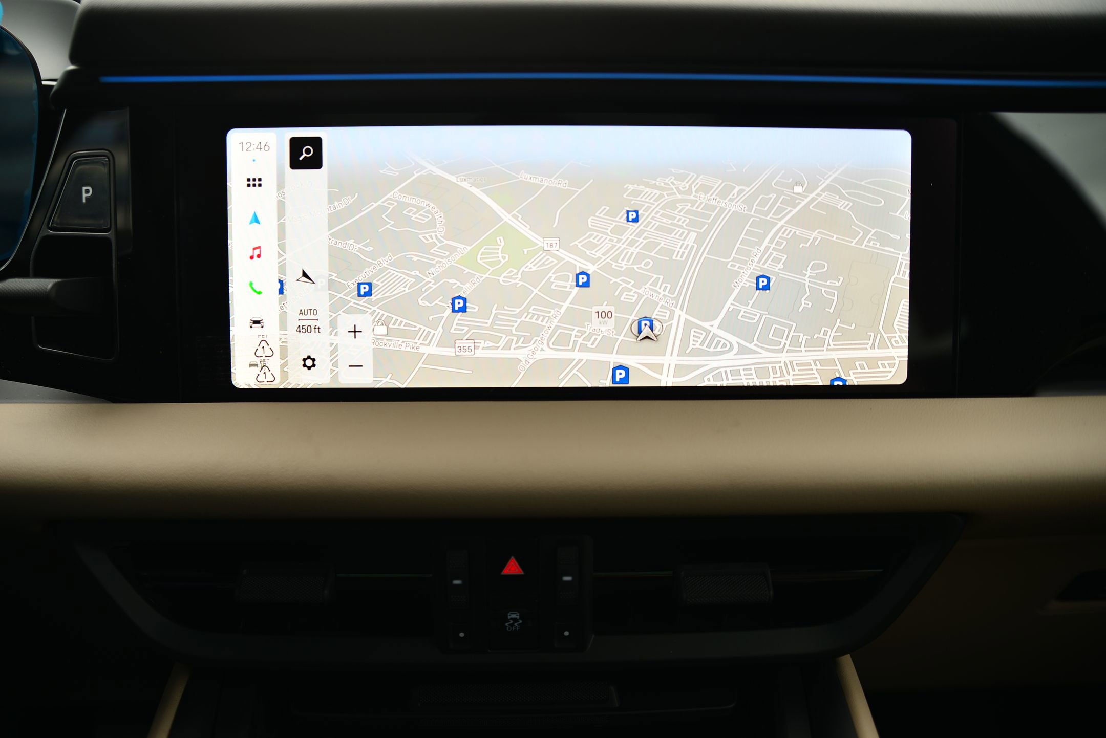 New 2025 Porsche Macan Electric RWD image 33