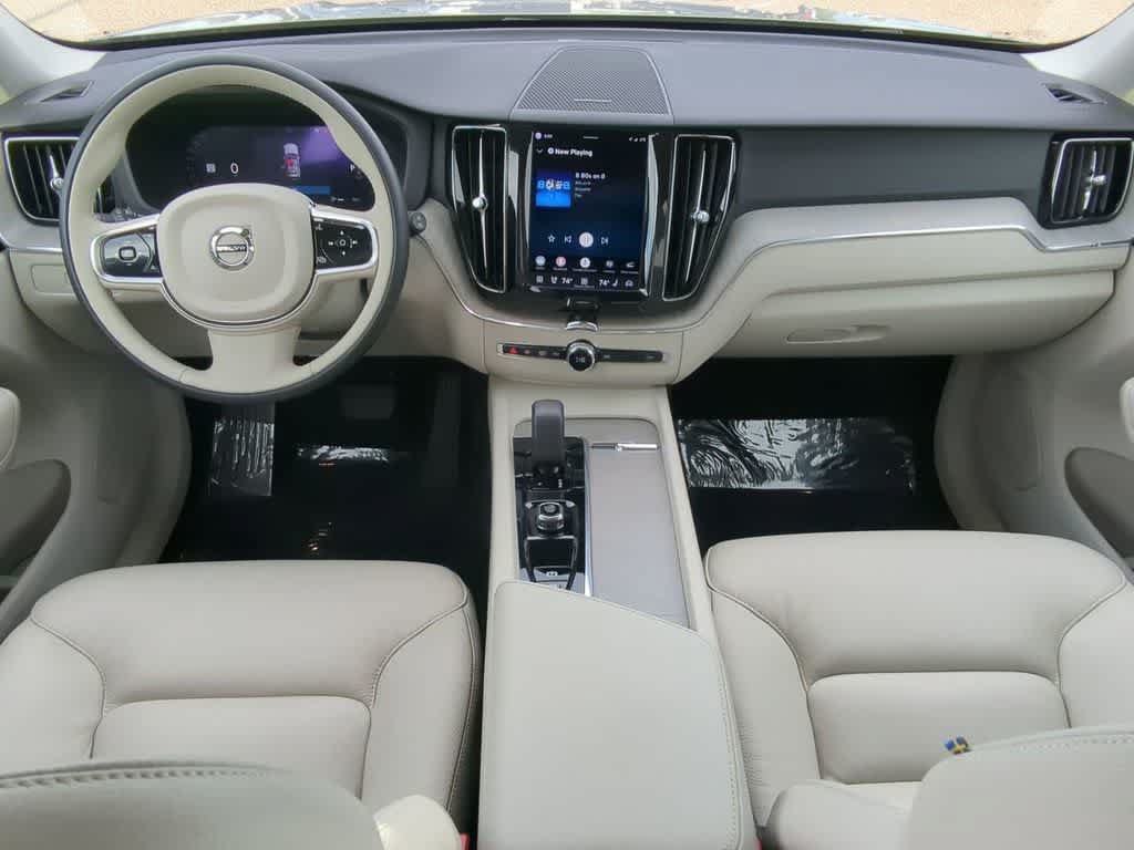 Certified 2023 Volvo XC60 B5 Plus w/ Climate Package AWD/4WD image 14