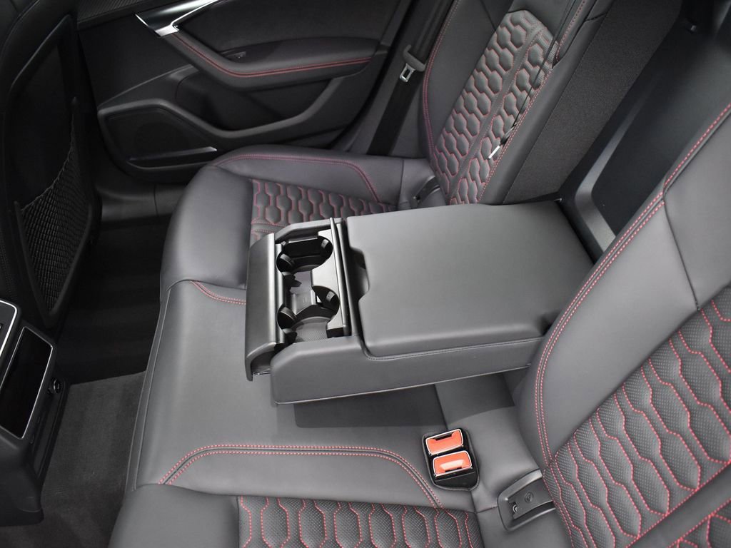 Used 2023 Audi RS 6 image 30
