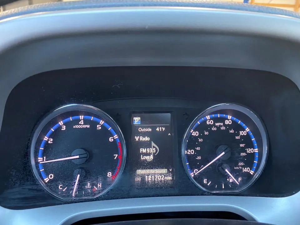 Used 2016 Toyota RAV4 XLE image 20