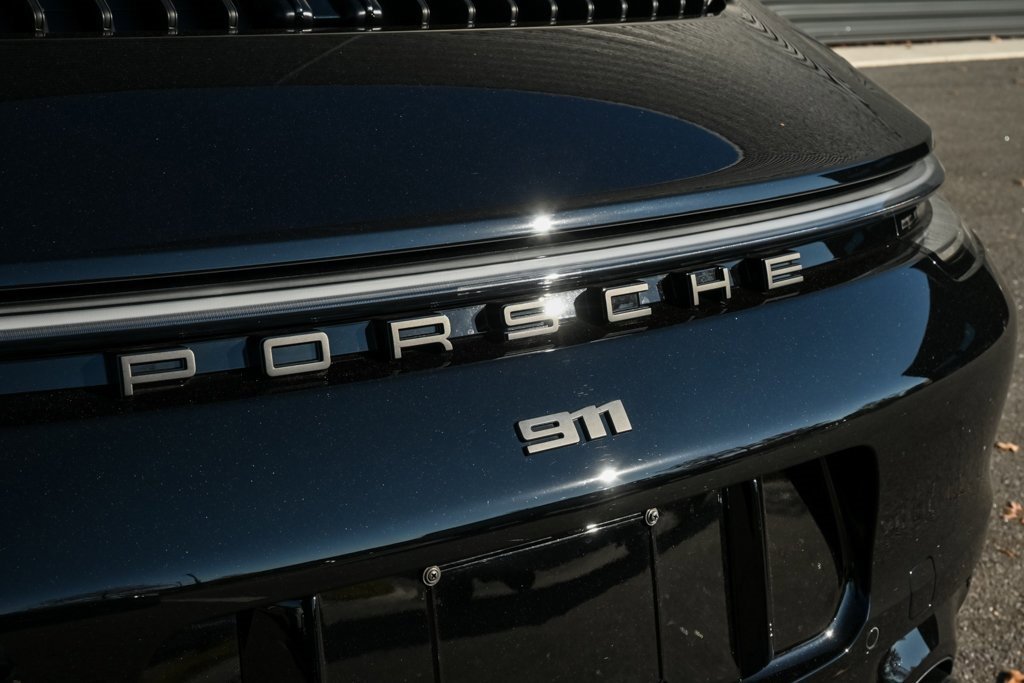 Certified 2024 Porsche 911 image 32