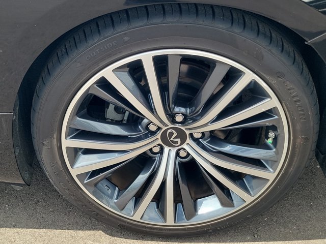 Used 2022 INFINITI Q60 3.0t Luxe w/ Cargo Package RWD image 8