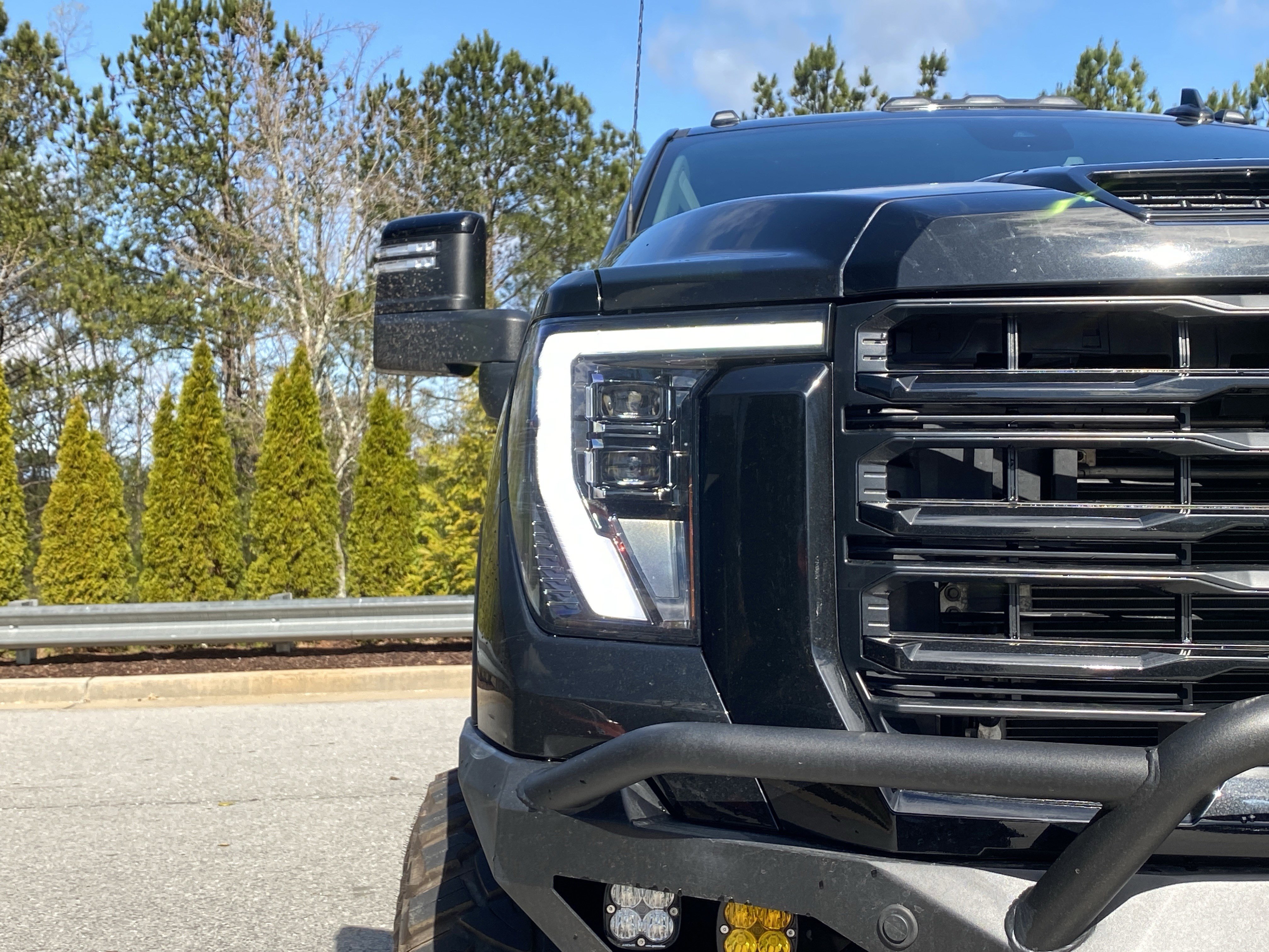 Used 2025 GMC Sierra 2500 SLT w/ SLT Convenience Package image 39