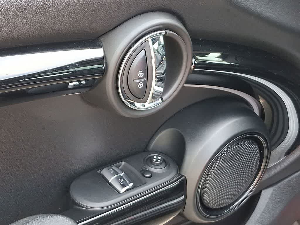 Used 2023 MINI Cooper S FWD image 10