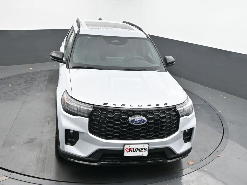New 2026 Ford Explorer ST-Line w/ ST-Line Street Pack image 35