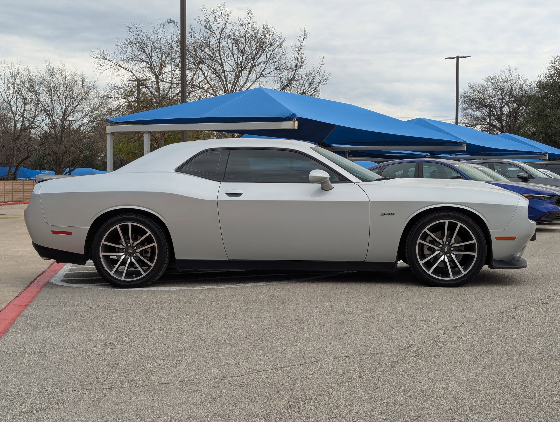 Used 2023 Dodge Challenger R/T image 3