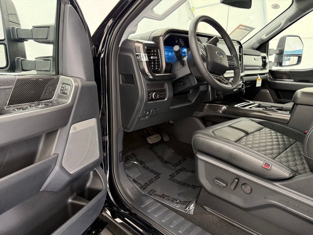 New 2026 Ford F250 Lariat w/ Black Appearance Package AWD/4WD image 36