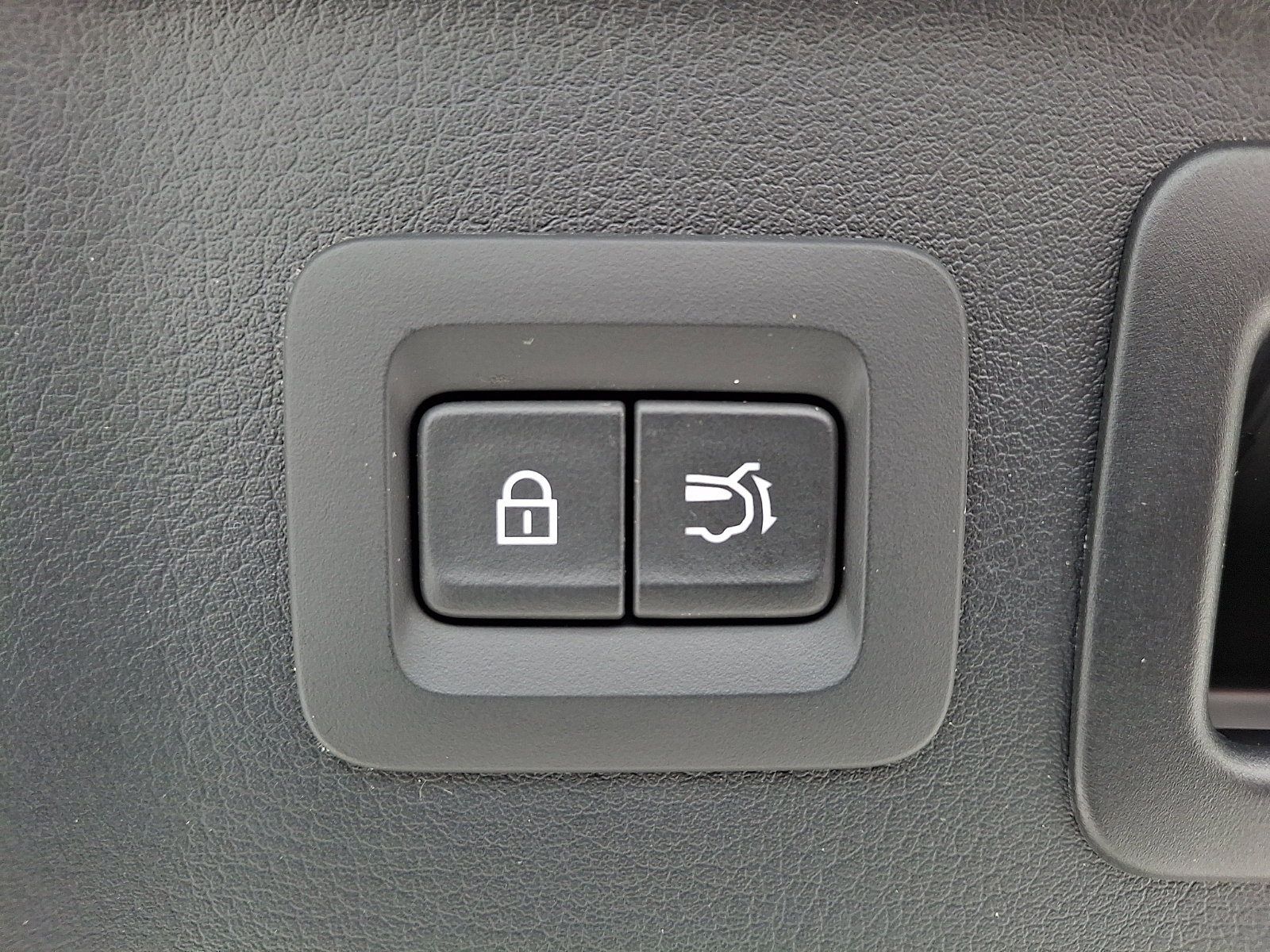 Used 2025 MAZDA CX-90 3.3 Turbo w/ Select Package image 30