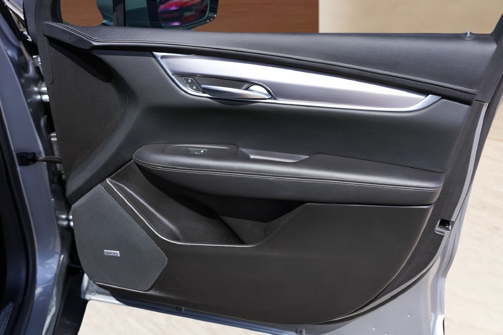 Certified 2024 Cadillac XT5 Luxury FWD image 28