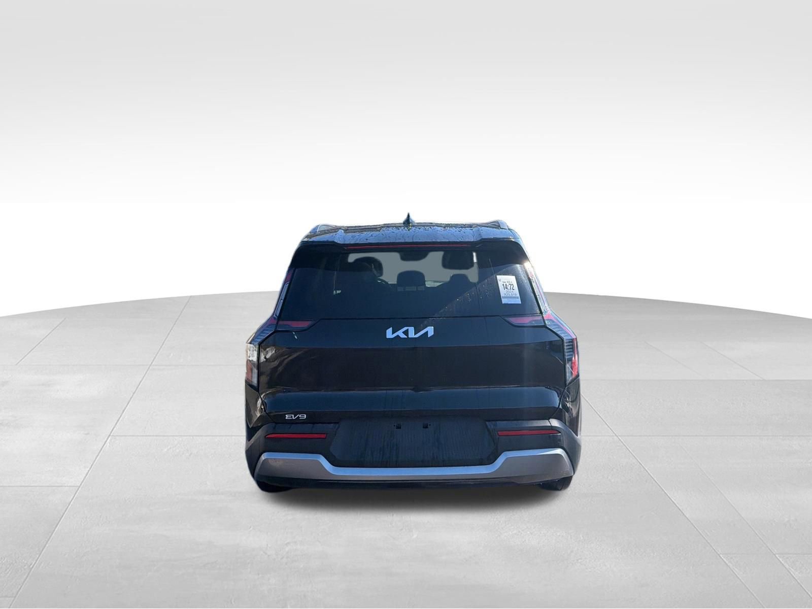 Used 2024 Kia EV9 Wind image 6