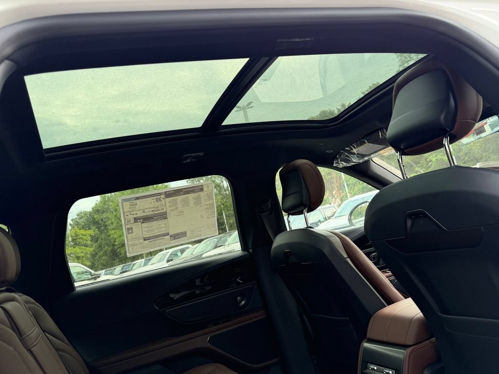 New 2026 Lincoln Nautilus Reserve AWD/4WD image 8