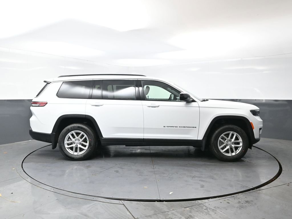 New 2026 Jeep Grand Cherokee L Laredo w/ Trailer Tow Package image 2