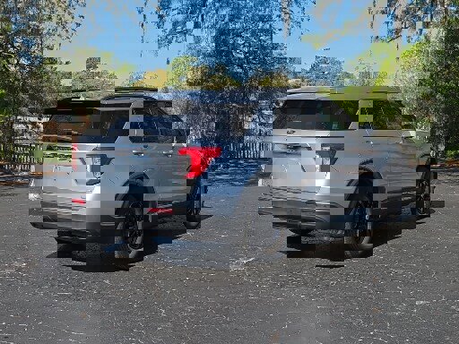 Certified 2020 Ford Explorer XLT image 15