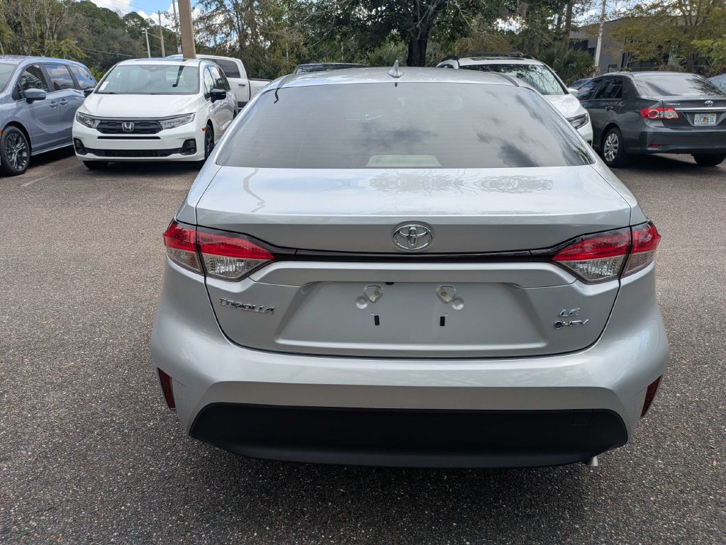 Used 2026 Toyota Corolla LE FWD image 4