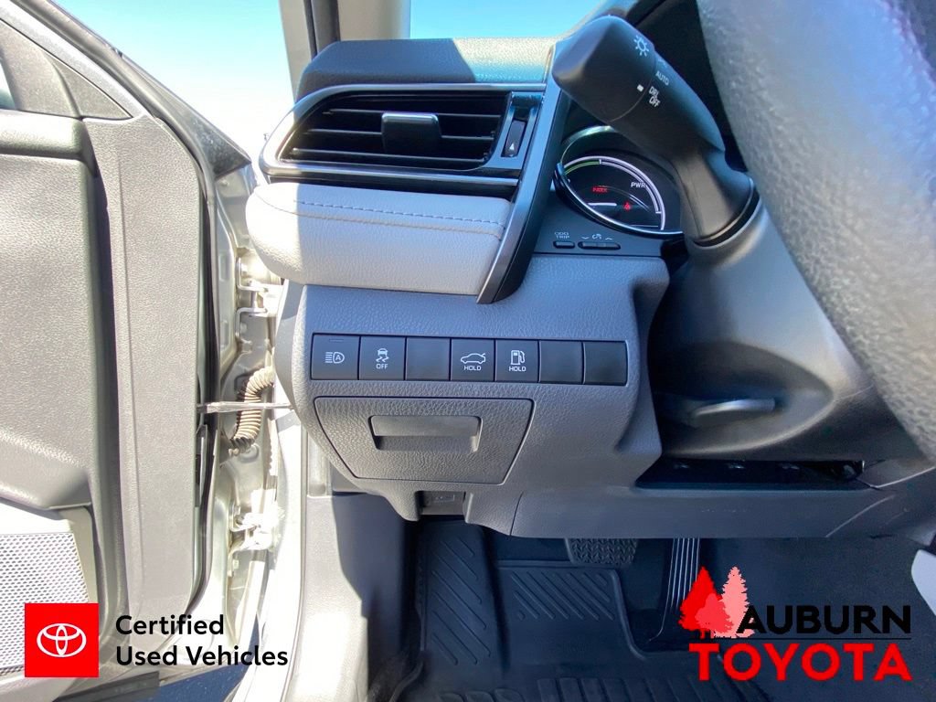 Certified 2020 Toyota Camry LE w/ Sunroof Package FWD image 33