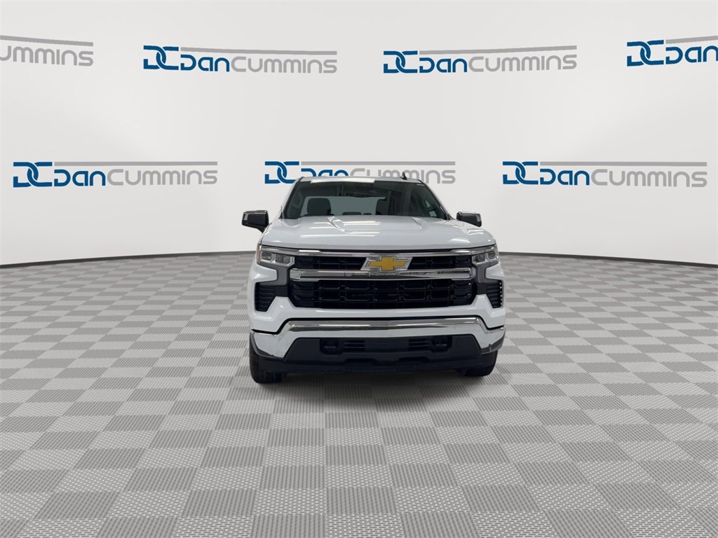 New 2026 Chevrolet Silverado 1500 LT image 3