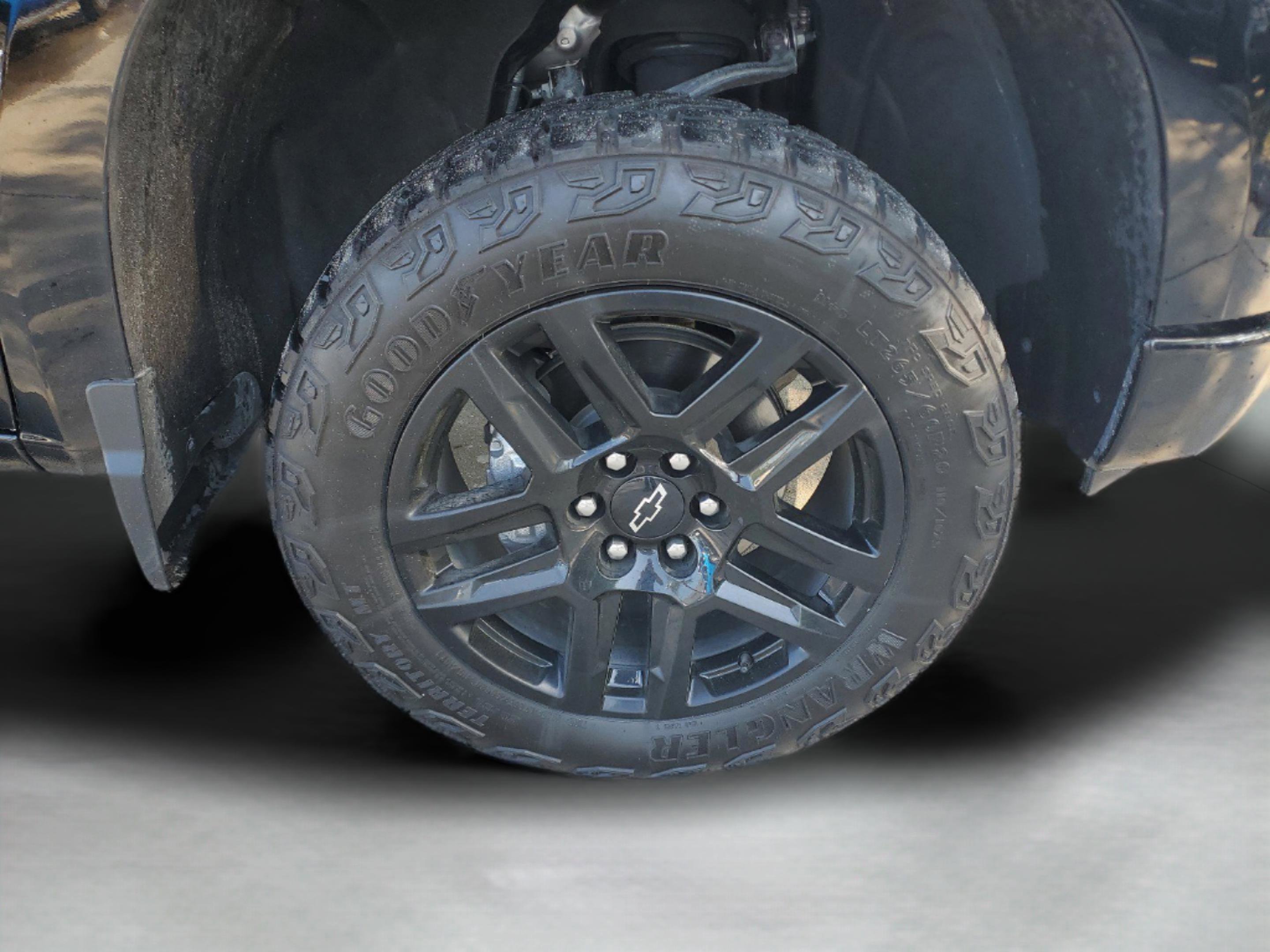 Used 2024 Chevrolet Silverado 1500 LT Trail Boss w/ Convenience Package II image 5