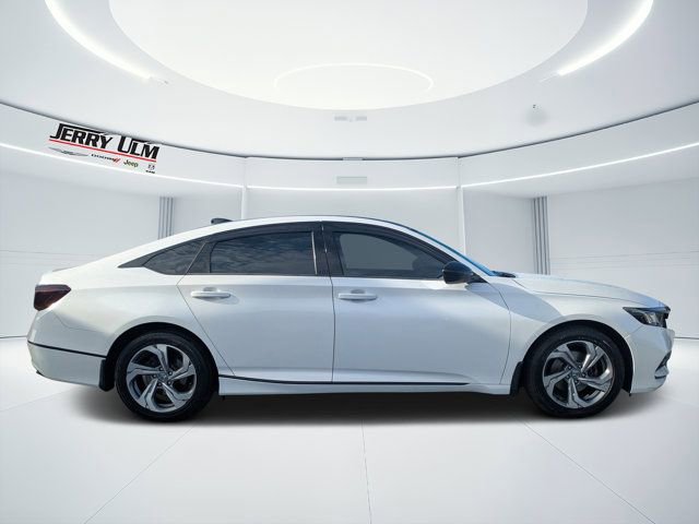 Used 2018 Honda Accord EX image 2