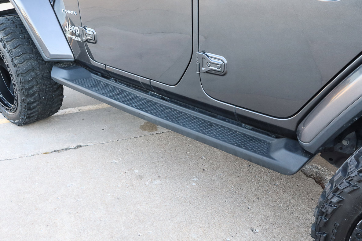 Used 2020 Jeep Wrangler Unlimited Sahara image 14