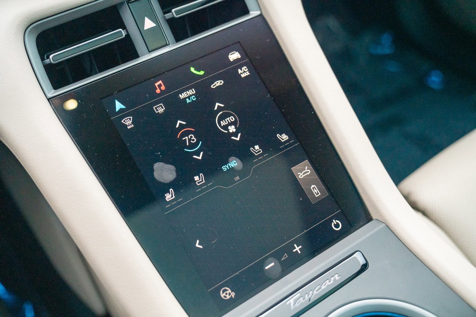 Certified 2025 Porsche Taycan image 19