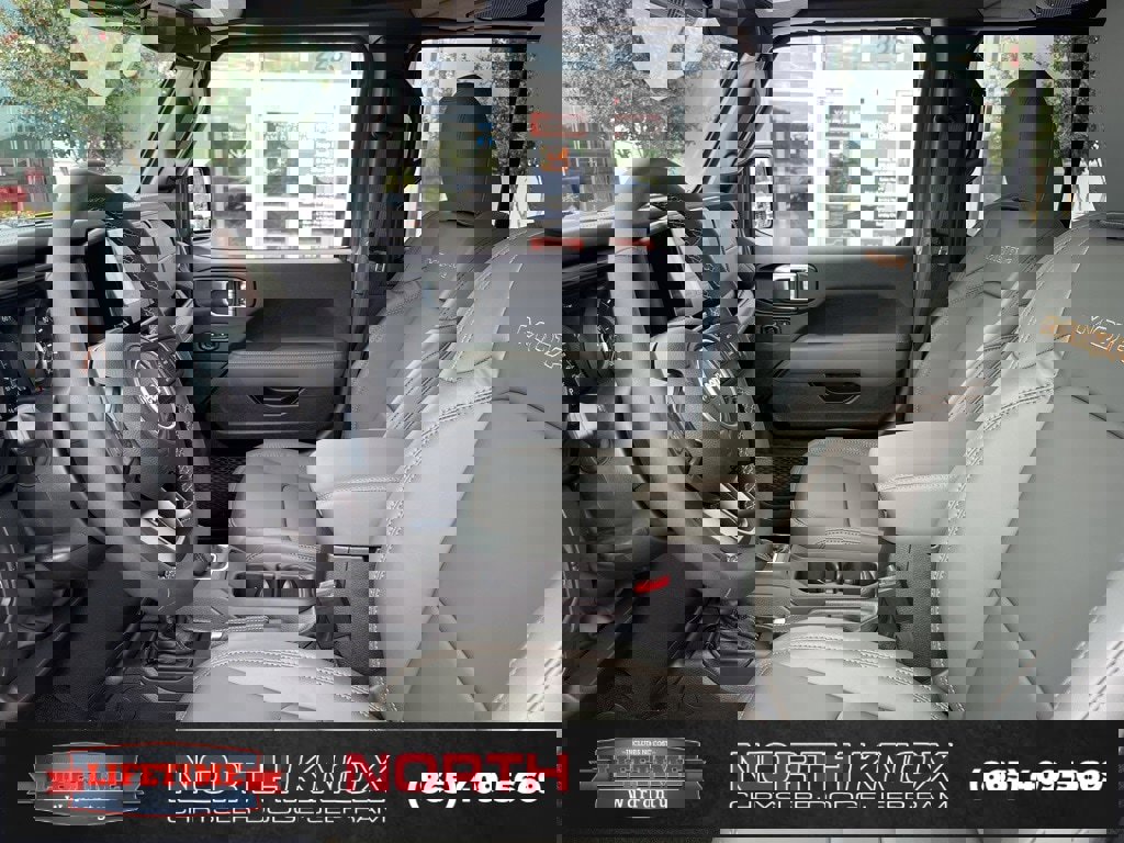 New 2025 Jeep Gladiator Mojave w/ Safety Group image 3