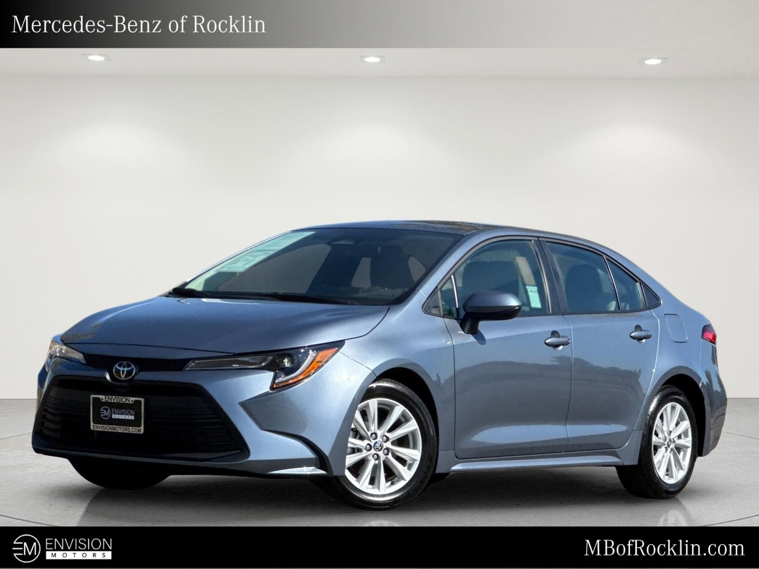 Used 2026 Toyota Corolla LE w/ LE Premium Package FWD image 1